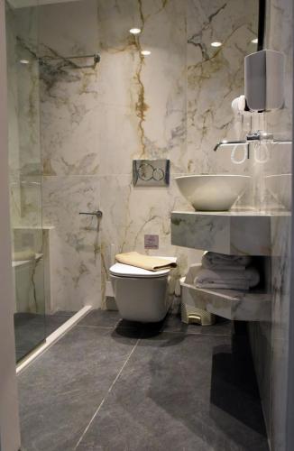 Casa Enetiko Room101