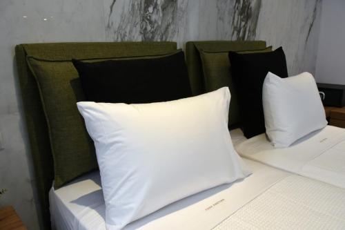 Casa Enetiko Room 102