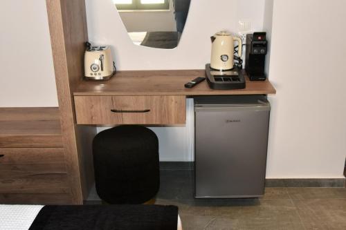 Casa Enetiko Room 102