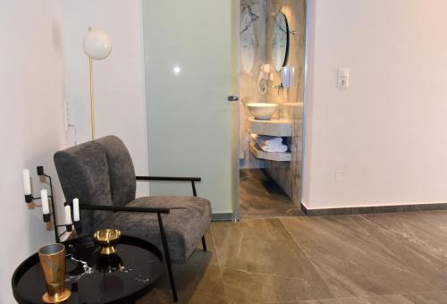 Casa Enetiko Room 102