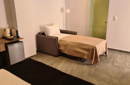 casa enetiko room 102 13