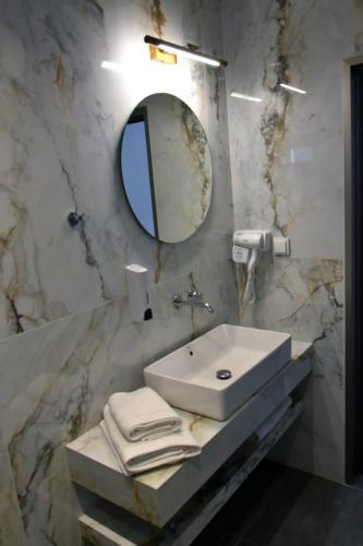 Casa Enetiko Room 201